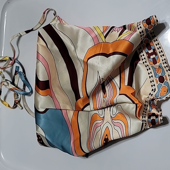 Colorful Swirl Patterned Two-Piece Hankerchief Top & Pants Set - Picture 4 of 7